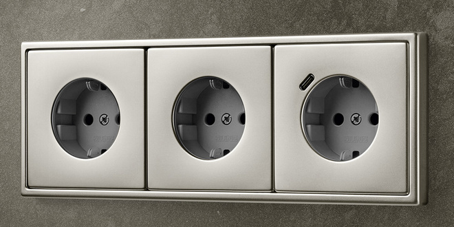 SCHUKO® Steckdosen mit USB bei A+A Elektrotechnik GmbH in Wiesbaden