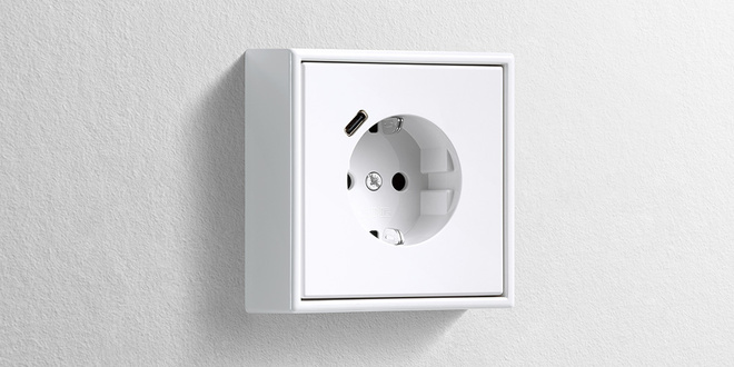 Erweiterter Anschlussraum für die Nachrüstung bei A+A Elektrotechnik GmbH in Wiesbaden
